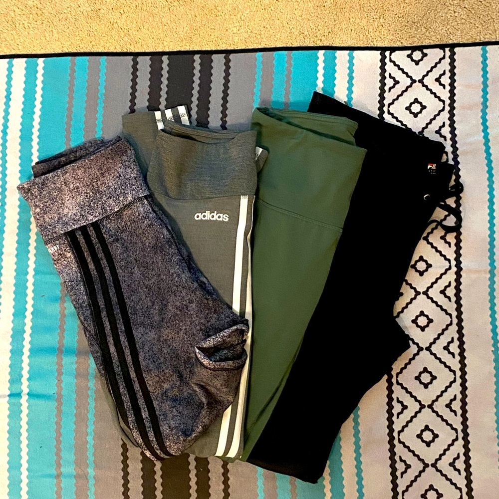4 pair bundle of legging/yoga pants!